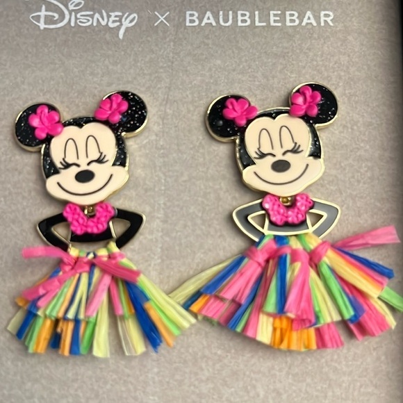 Disney x BAUBLEBAR Minnie Mouse Hawaiian Hula Earrings New - Picture 2 of 6